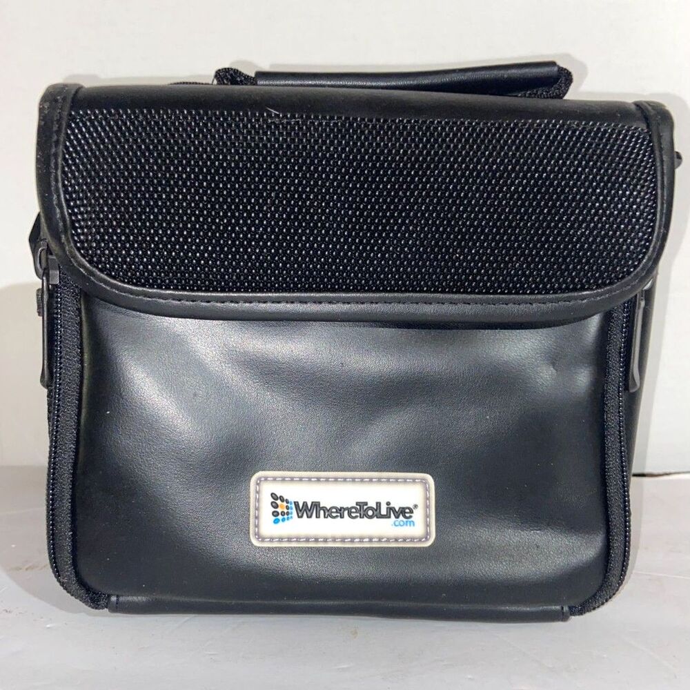 Brand New Padded Black Camera Bag! Small and Sporty!
